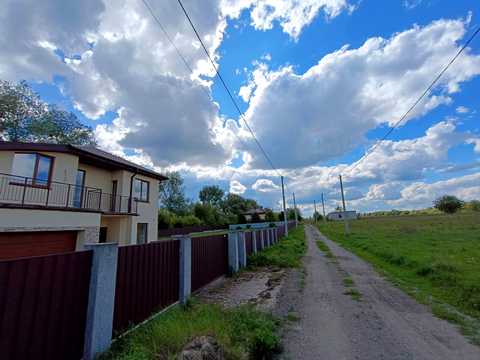 ділянка за адресою Калинова, 1
