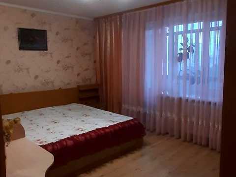 квартира за адресою Гетьмана Петра Дорошенка вул. (Генерала Грушевого), 12