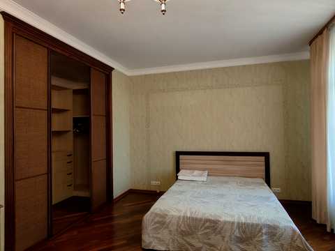 квартира по адресу Круглоуниверситетская ул., 3-5