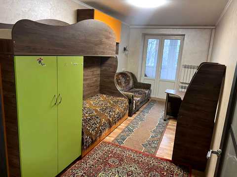 квартира по адресу Молодіжна ул., 3