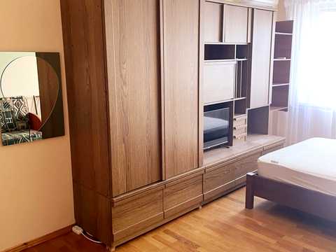 квартира по адресу Героев Днепра ул., 38-В
