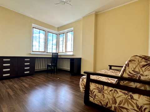 квартира по адресу Олександра Мішуги, 8