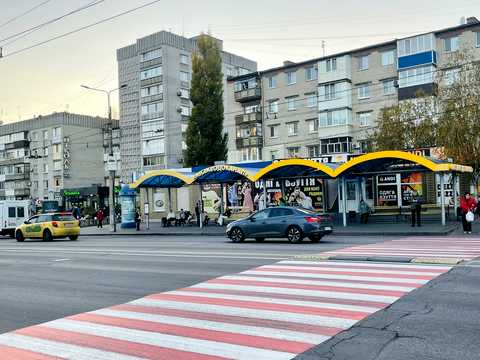 квартира по адресу Свободы просп. (60-річчя Жовтня), 20