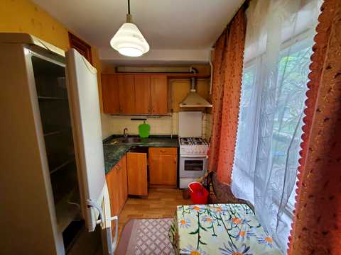 квартира за адресою Дарницький бульв., 11