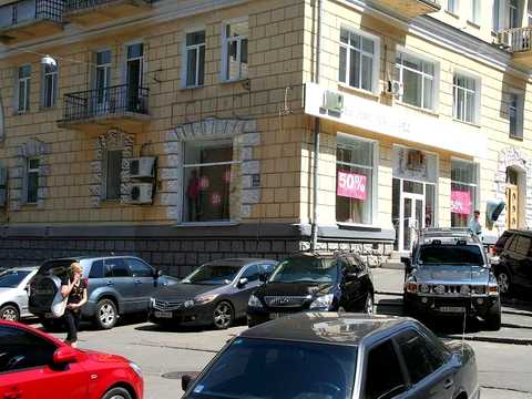 коммерческая по адресу Лютеранская ул., 3