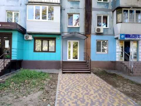 комерційна за адресою Щаслива вул., 7