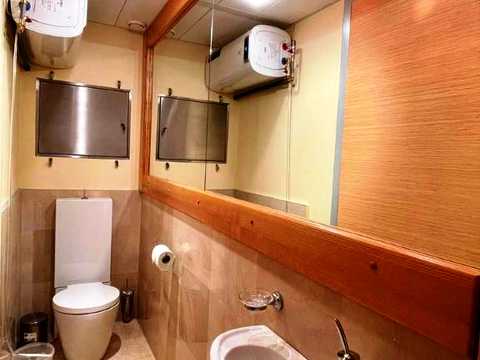 квартира за адресою Кропивницького вул., 10