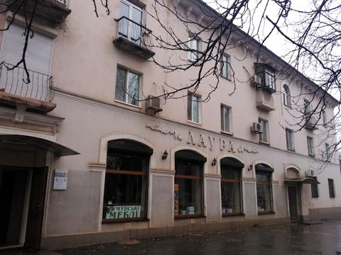 комерційна за адресою Кривий Ріг, Шахтарської Слави пл. (Дзержинського), 1