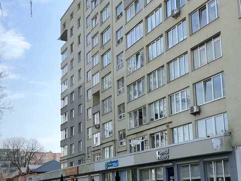 комерційна за адресою Сумська вул., 10