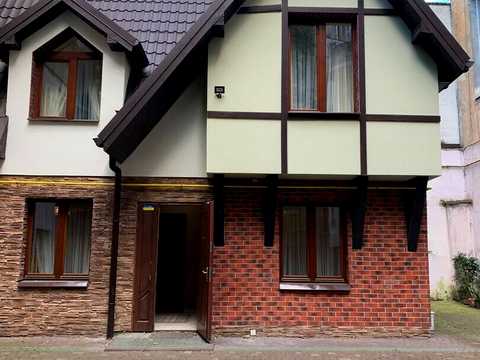 дом по адресу академика Гнатюка ул. (Горького), 22