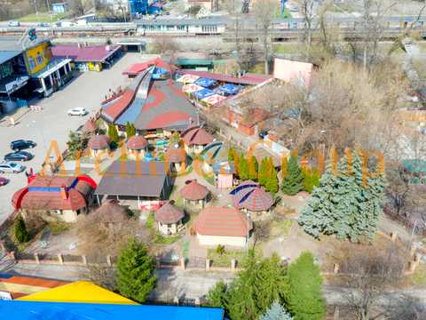 комерційна за адресою Броварський просп., 18Г