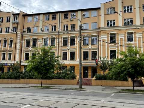 коммерческая по адресу Глубочицкая ул., 40