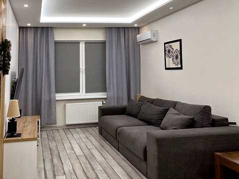 квартира за адресою Софії Русової вул., 3