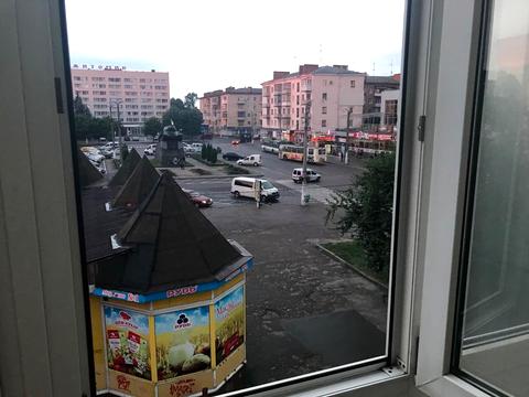 квартира за адресою Перемоги вул., 12