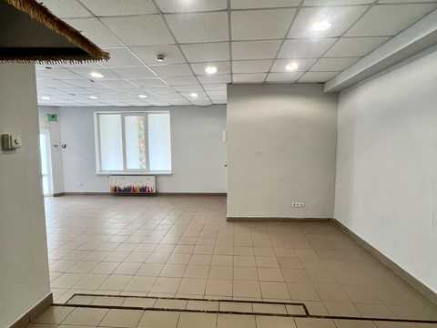 комерційна за адресою Івано-Франківськ, Івана Драча вул., 3