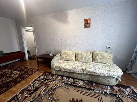 квартира за адресою Василя Сухомлинського вул. (Совхозна), 52