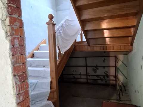 дом по адресу Українки Лесі, 100