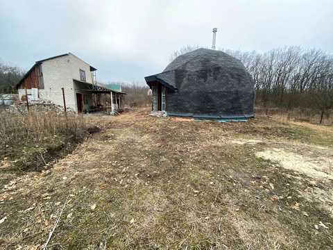 дом по адресу Середня