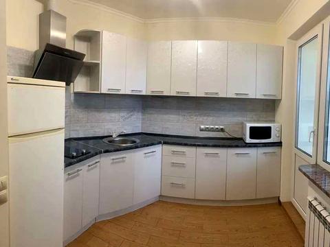 квартира за адресою Софії Русової вул., 1