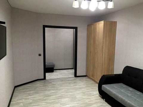 квартира за адресою Бориса Гмирі вул., 8-Б