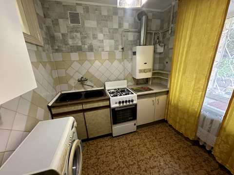квартира по адресу Кропивницкого ул., 1