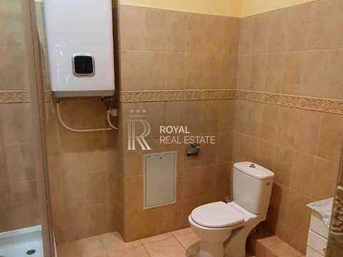 комерційна за адресою Круглоуніверситетська вул., 4
