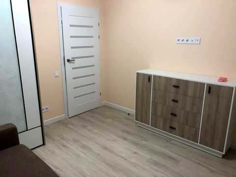квартира за адресою Олександра Олеся вул., 4
