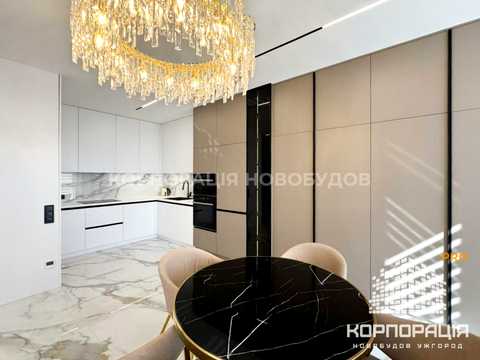 квартира за адресою Августина Волошина вул., (Будинок 7)