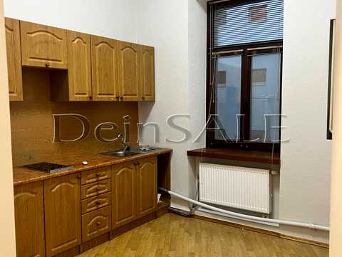 квартира за адресою Володимирська вул., 6