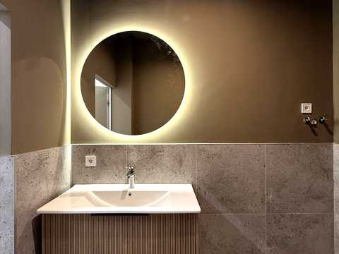 комерційна за адресою Лісківська вул., 37