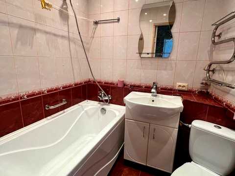 квартира за адресою Калинова вул., 61