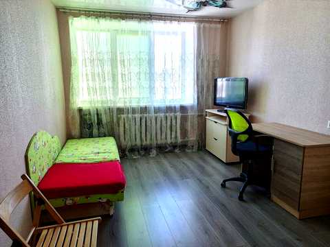 квартира по адресу Нижнеднепровская ул., 4