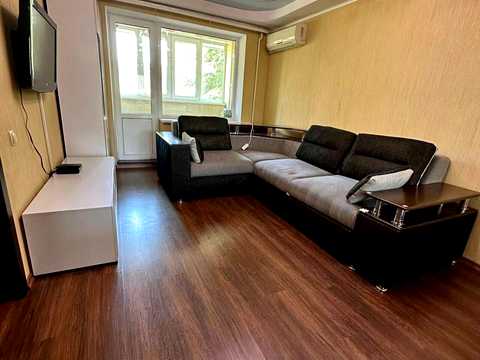 квартира по адресу Юрия Кондратюка ул. (Комунарівська), 1