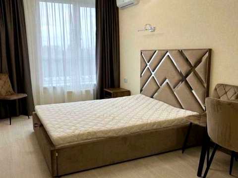 квартира за адресою Олени Теліги вул., 25