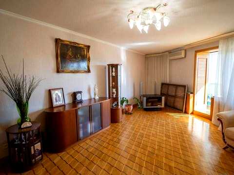 квартира за адресою Незалежності вул. (Армійська), 17а