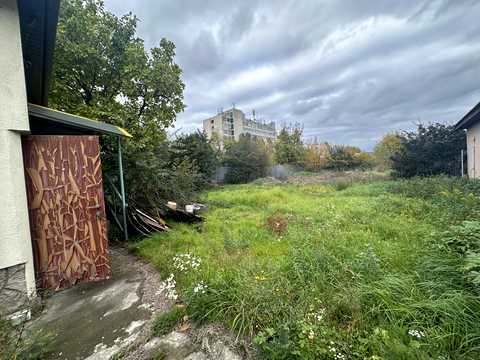 комерційна за адресою Карпатської України вул. (Юрія Гагаріна), 113