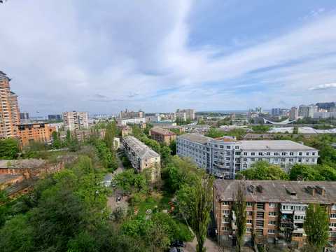 квартира по адресу Евгения Коновальца ул. (Щорса), 44-А