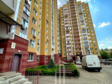 квартира за адресою Михайла Максимовича вул. (Онуфрія Трутенка), 7