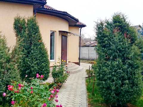 дом по адресу Дніпровська, 30Б