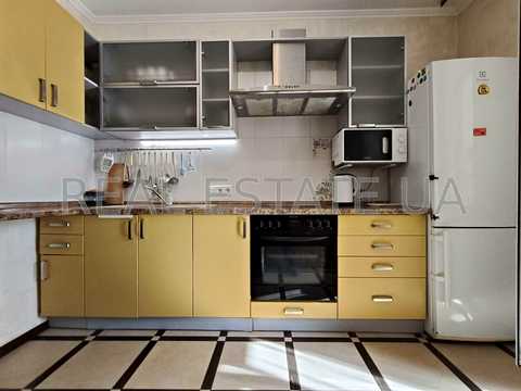 квартира за адресою Урлівська вул., 34