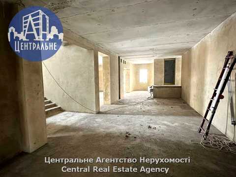 комерційна за адресою Чернівці, Сергія Скальда вул. (Комарова), 31-В