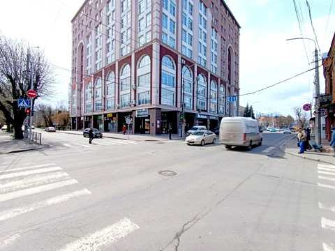 коммерческая по адресу Подільська ул., 58