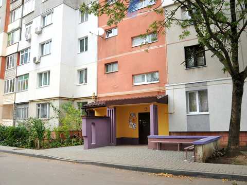 квартира за адресою Будівельників , 12