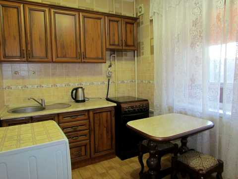 квартира за адресою Вахтанга Кікабідзе вул. (Булгакова), 2