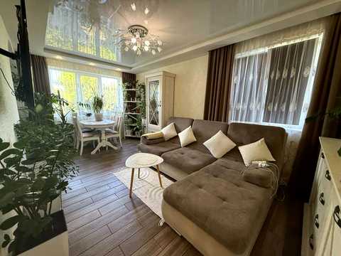 квартира за адресою Світла вул., 3