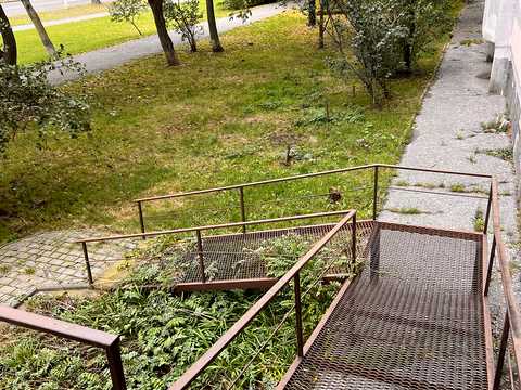 коммерческая по адресу Князя Владимира Великого просп., 70