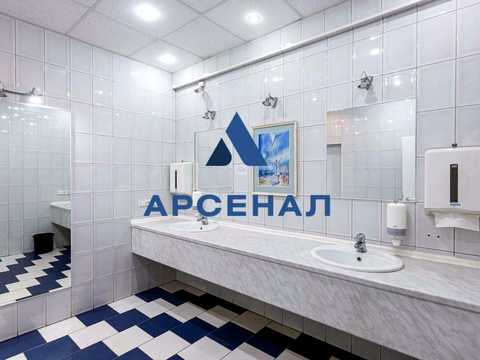 комерційна за адресою Складська вул., 6