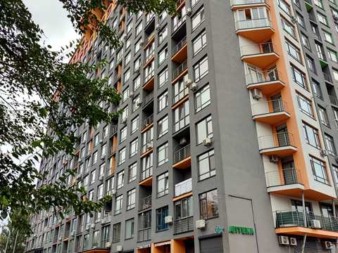 комерційна за адресою Ракетна вул., 24