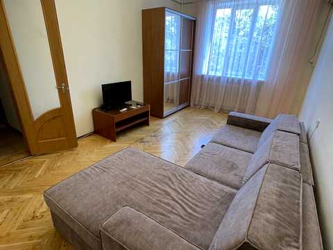 квартира за адресою Голосіївський просп. (40-річчя Жовтня), 106/2