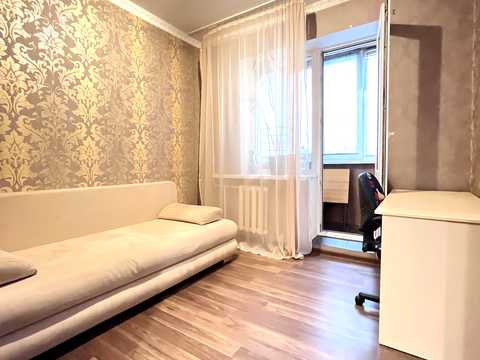 квартира по адресу Героев Днепра ул., 42-Б